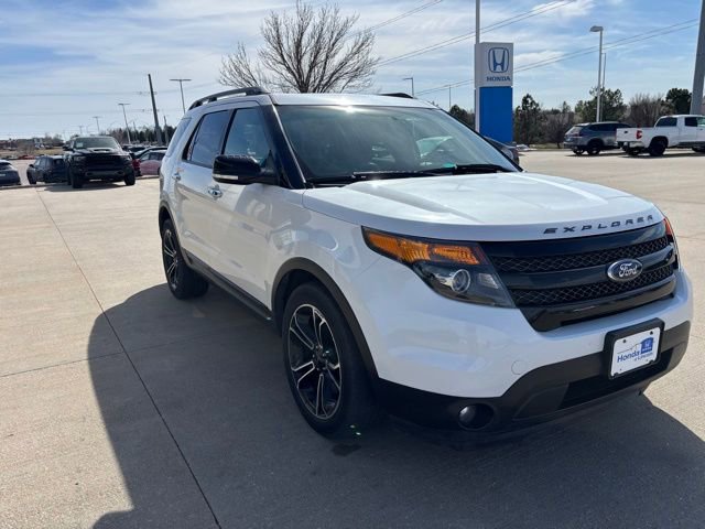 Used 2014 Ford Explorer Sport w/ Equipment Group 401A image 3