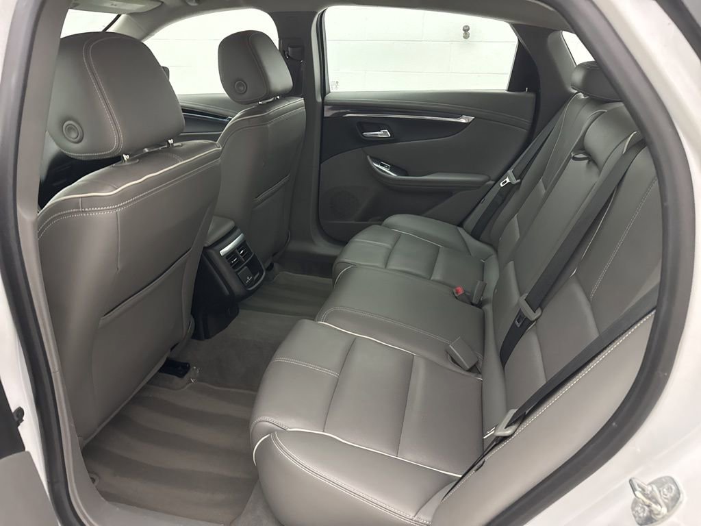 Used 2017 Chevrolet Impala Premier w/ Enhanced Convenience Package image 41