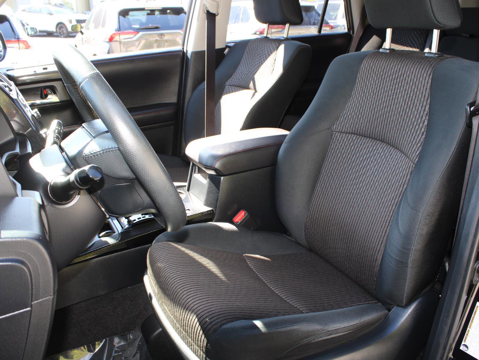 Used 2020 Toyota 4Runner TRD Off-Road image 14