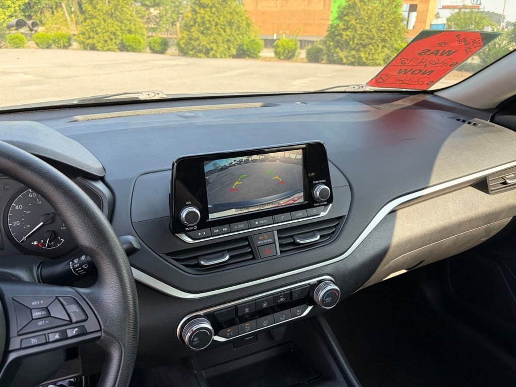 Certified 2024 Nissan Altima 2.5 S FWD image 21