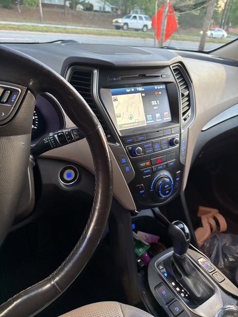 Used 2017 Hyundai Santa Fe Sport w/ 2.4L Tech Package 04 image 10