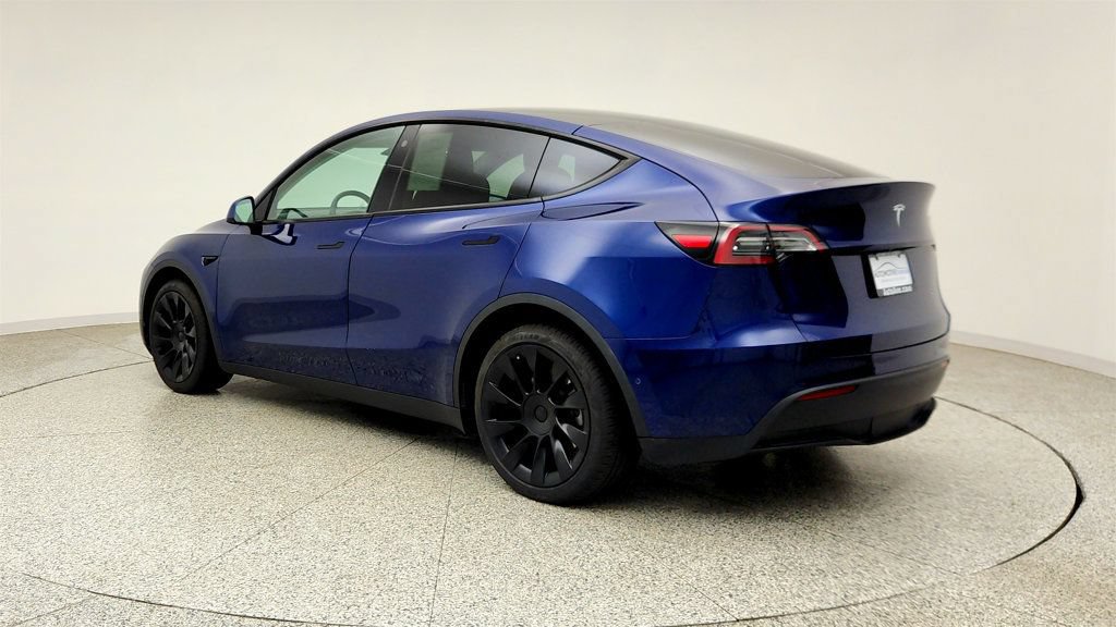 Used 2022 Tesla Model Y Long Range AWD/4WD image 7