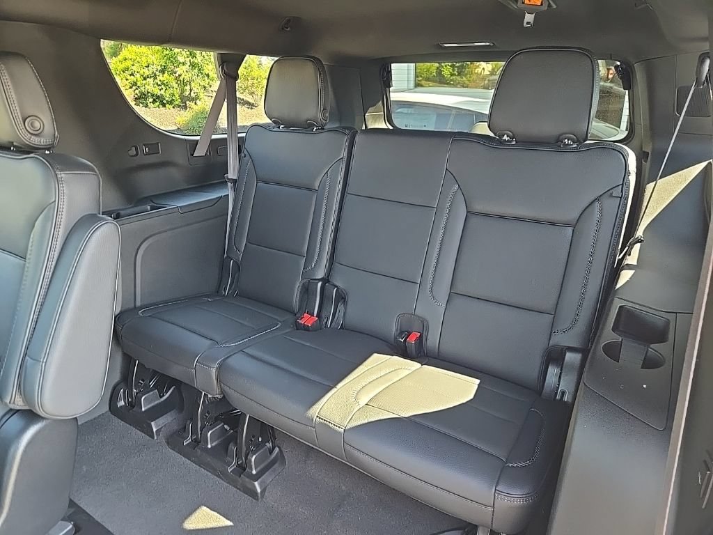 Used 2024 GMC Yukon XL Denali AWD/4WD image 50