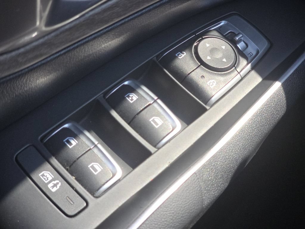 Used 2022 Kia Sorento S w/ Panoramic Sunroof Package AWD/4WD image 27