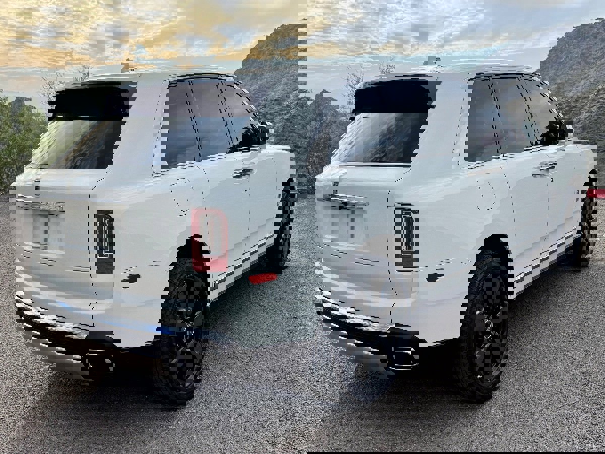 Used 2020 Rolls-Royce Cullinan image 12