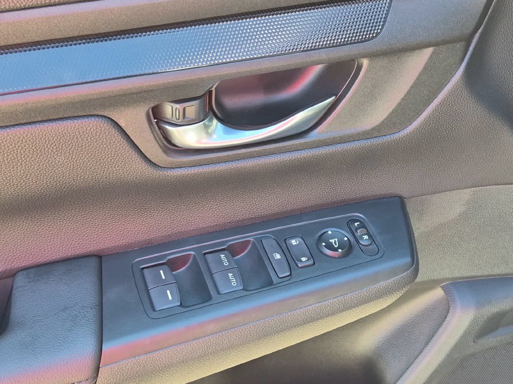 Used 2025 Honda CR-V EX image 10