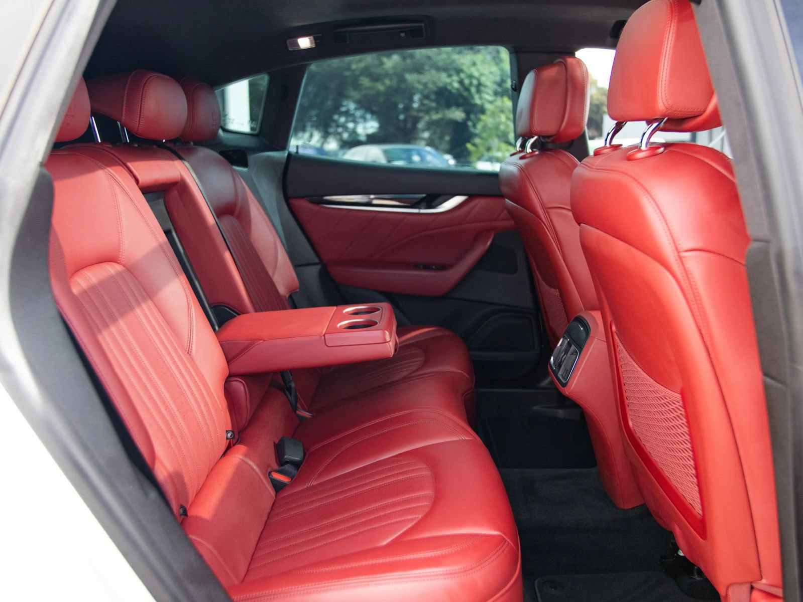 Used 2020 Maserati Levante S AWD/4WD image 26