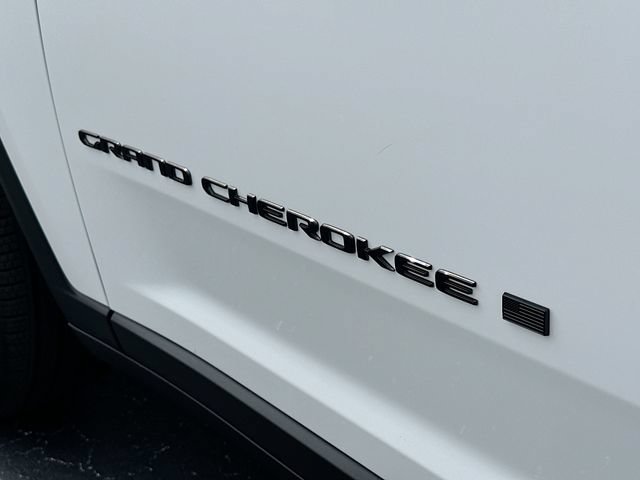 New 2026 Jeep Grand Cherokee Limited w/ Limited Altitude Package AWD/4WD image 20