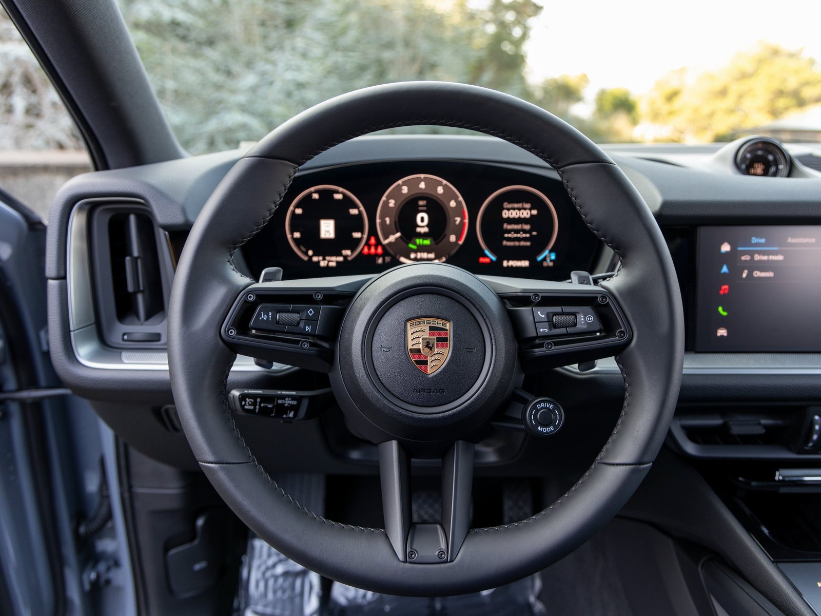 New 2025 Porsche Cayenne E-Hybrid image 31