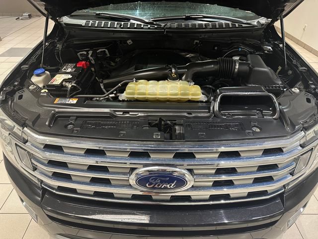Used 2020 Ford Expedition Max Limited w/ Equipment Group 301A AWD/4WD image 34