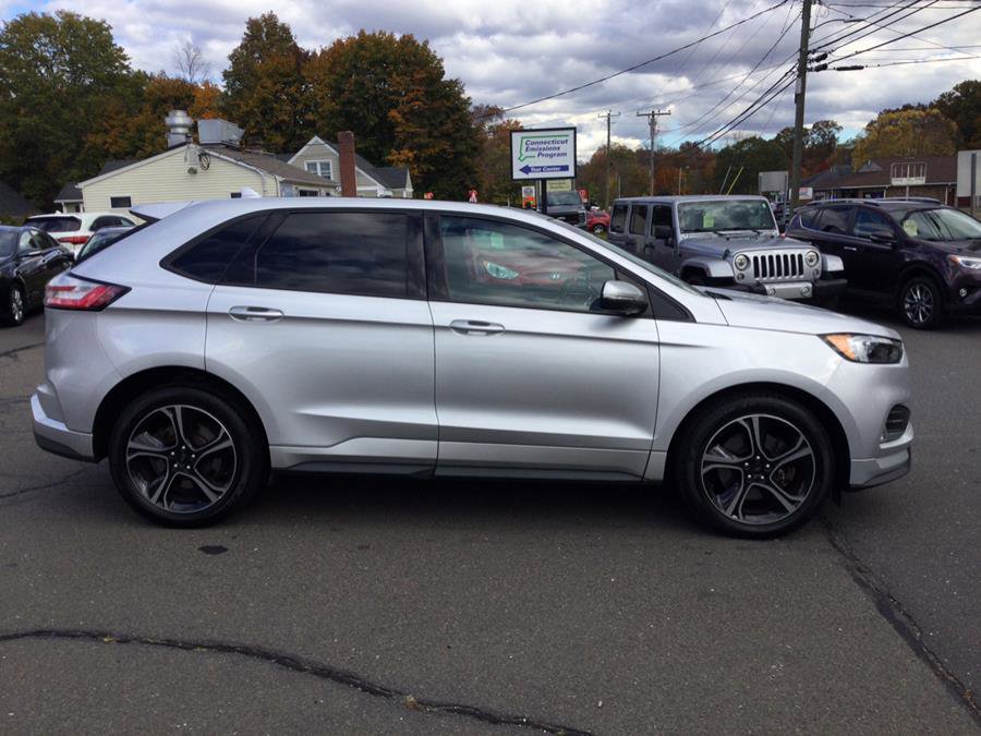 Used 2019 Ford Edge ST w/ Cold Weather Package image 5
