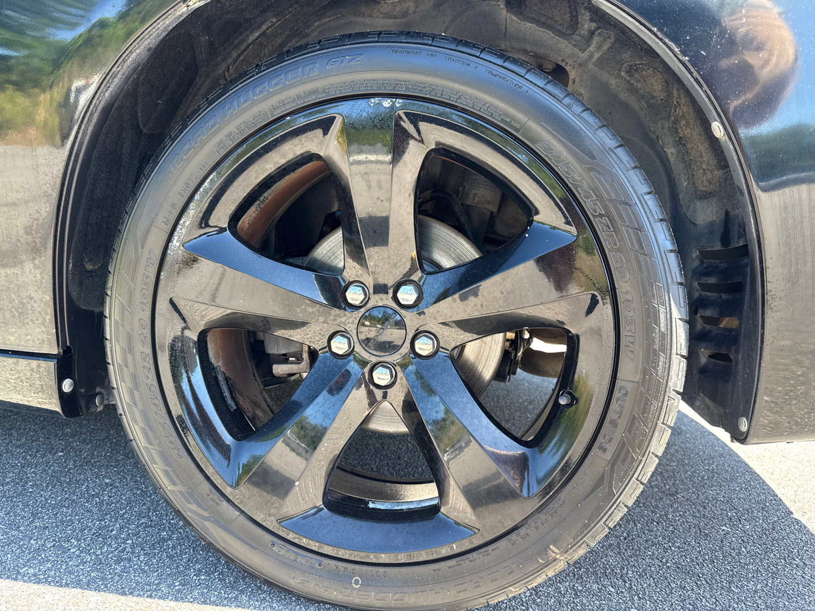 Used 2014 Dodge Charger SXT w/ Blacktop Package RWD image 21