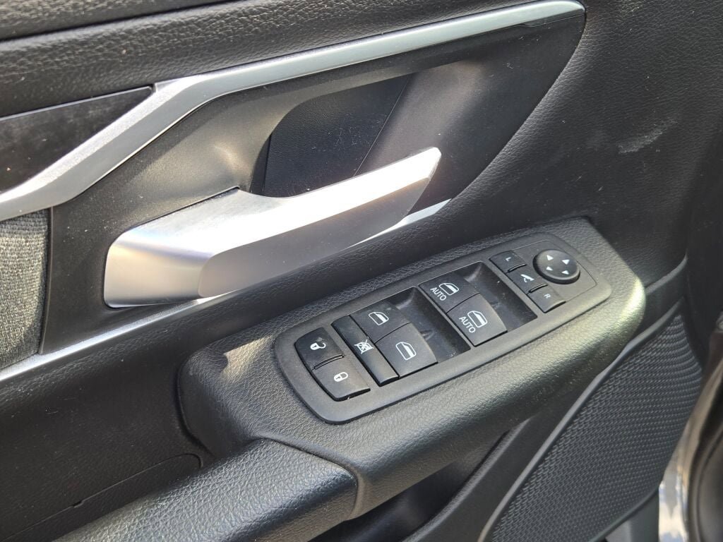 Used 2022 RAM 1500 Big Horn image 21