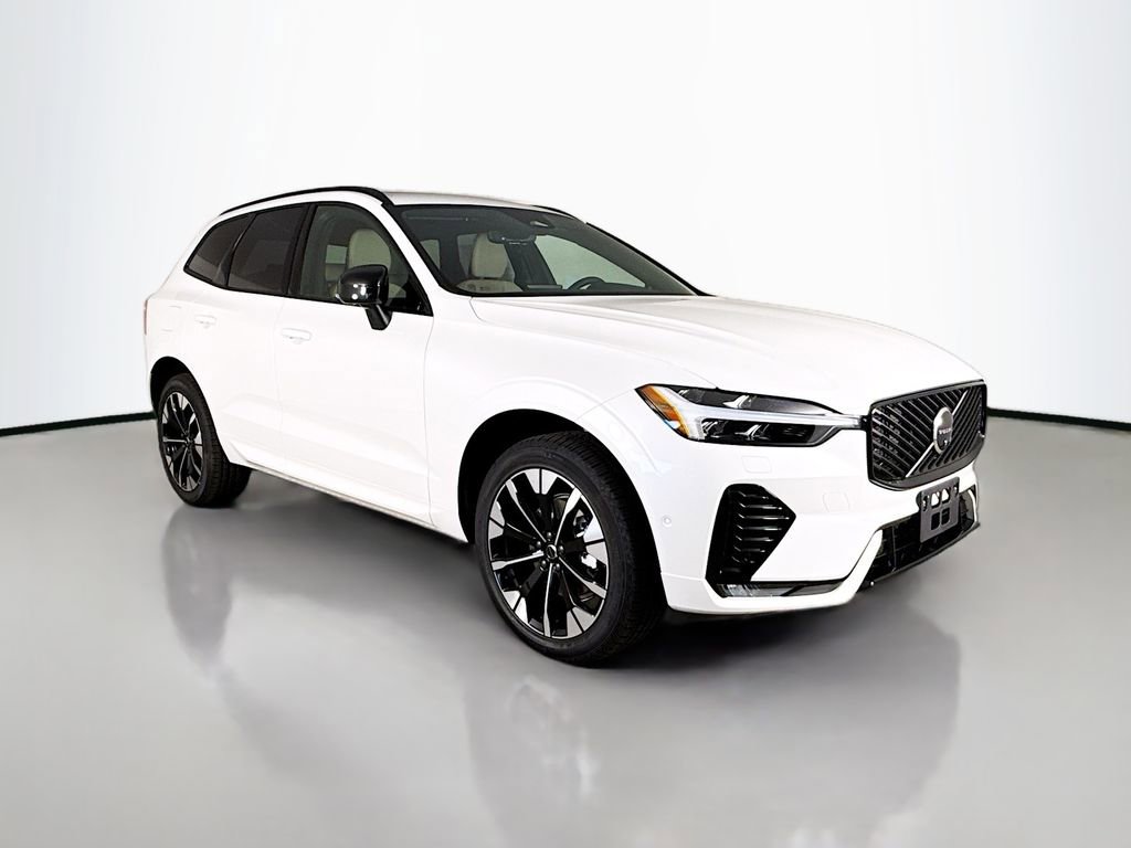 Used 2026 Volvo XC60 B5 Plus w/ Climate Package PRO image 1