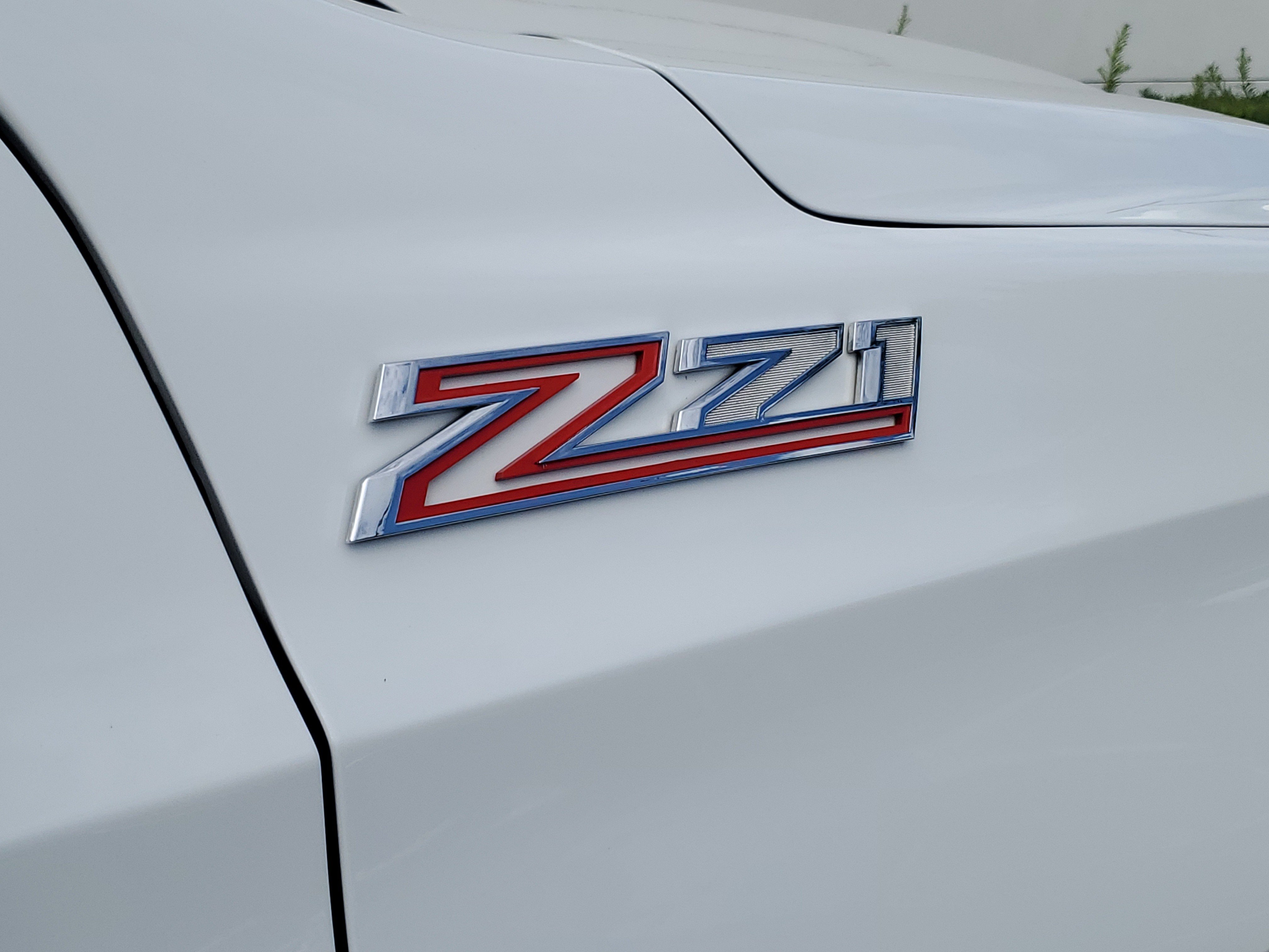 Used 2022 Chevrolet Suburban Z71 w/ Z71 Off-Road Package AWD/4WD image 9