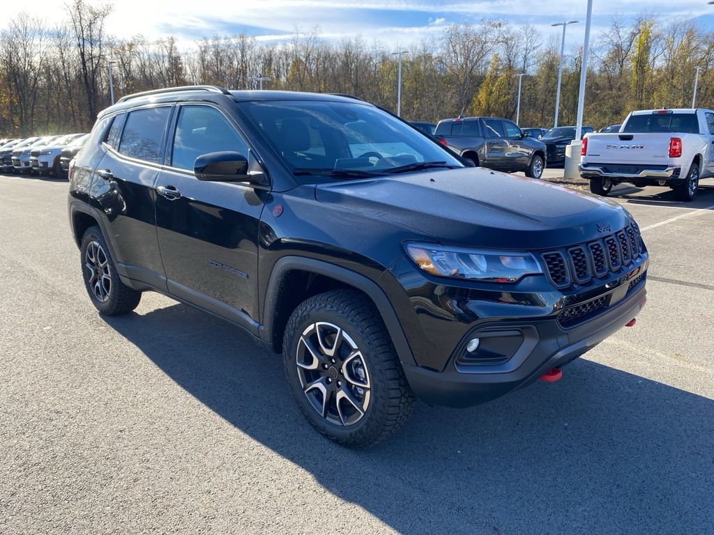 New 2026 Jeep Compass Trailhawk w/ Sun, Sound & Navigation Group