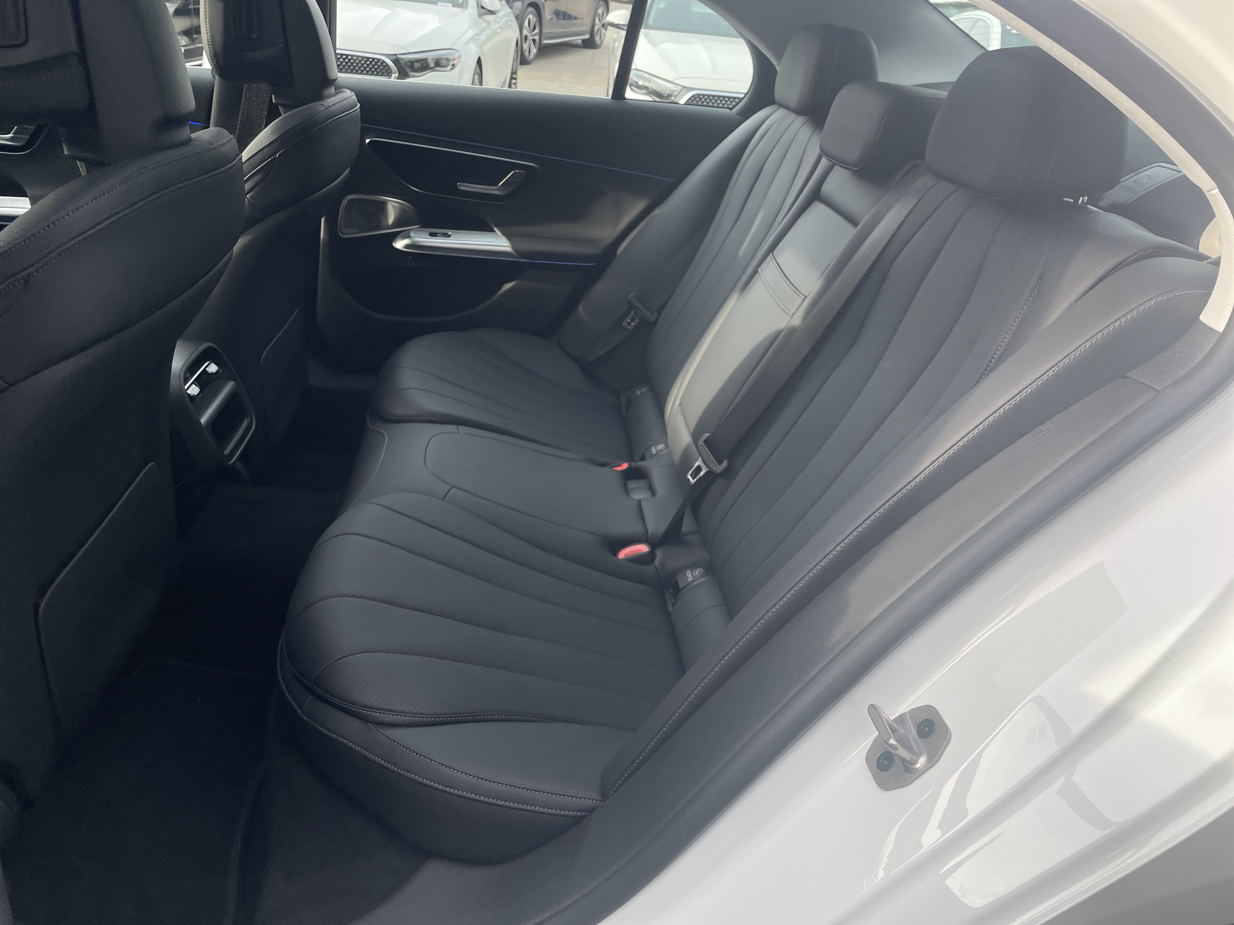 Used 2025 Mercedes-Benz E 350 Sedan image 42