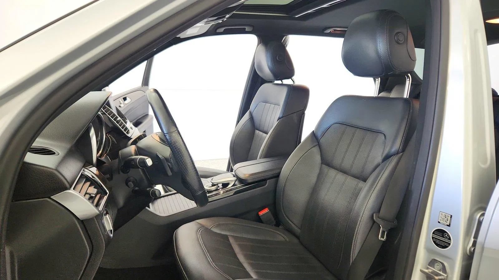 Used 2018 Mercedes-Benz GLE 350 4MATIC image 19