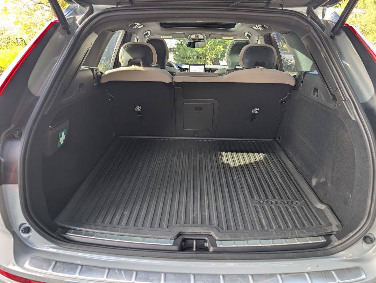 Used 2026 Volvo XC60 B5 Plus AWD/4WD image 14