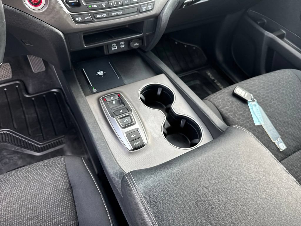 Used 2025 Honda Ridgeline Sport image 24