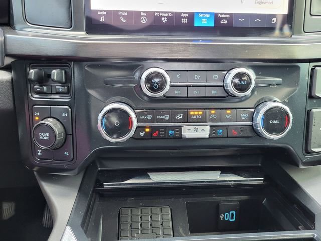 Used 2023 Ford F350 Lariat w/ FX4 Off-Road Package AWD/4WD image 18