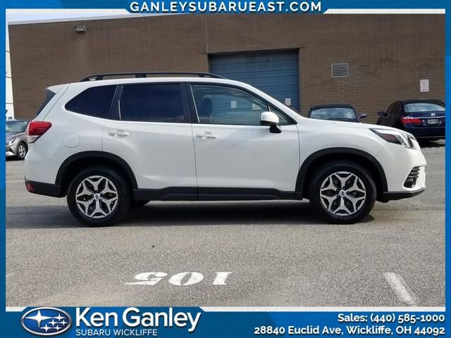 Certified 2022 Subaru Forester Premium image 3