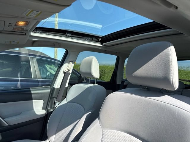Used 2015 Subaru Forester 2.5i Premium w/ All-Weather Package AWD/4WD image 14