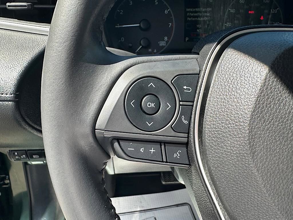 Certified 2023 Toyota Corolla Cross LE image 20