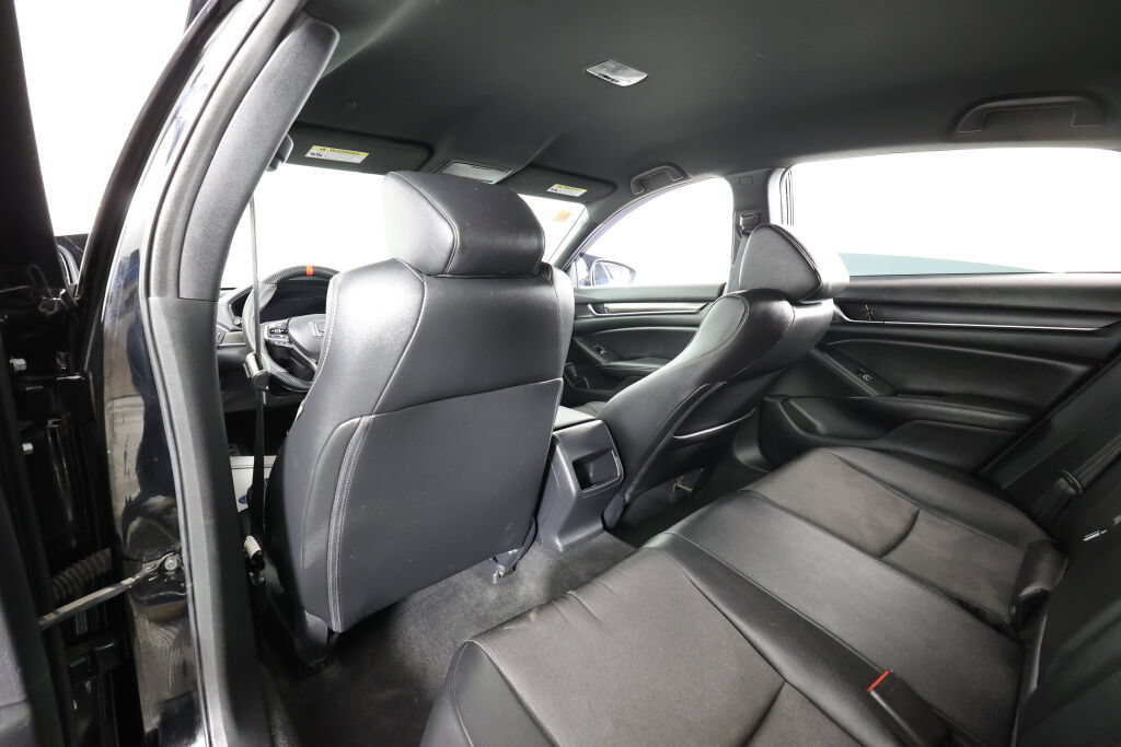 Used 2019 Honda Accord Sport image 14
