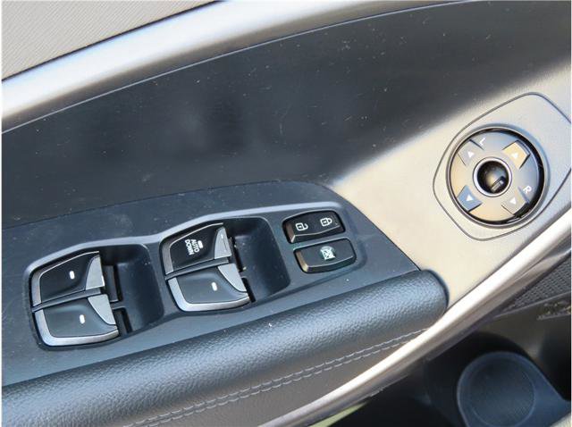 Used 2018 Hyundai Santa Fe Sport AWD/4WD image 11