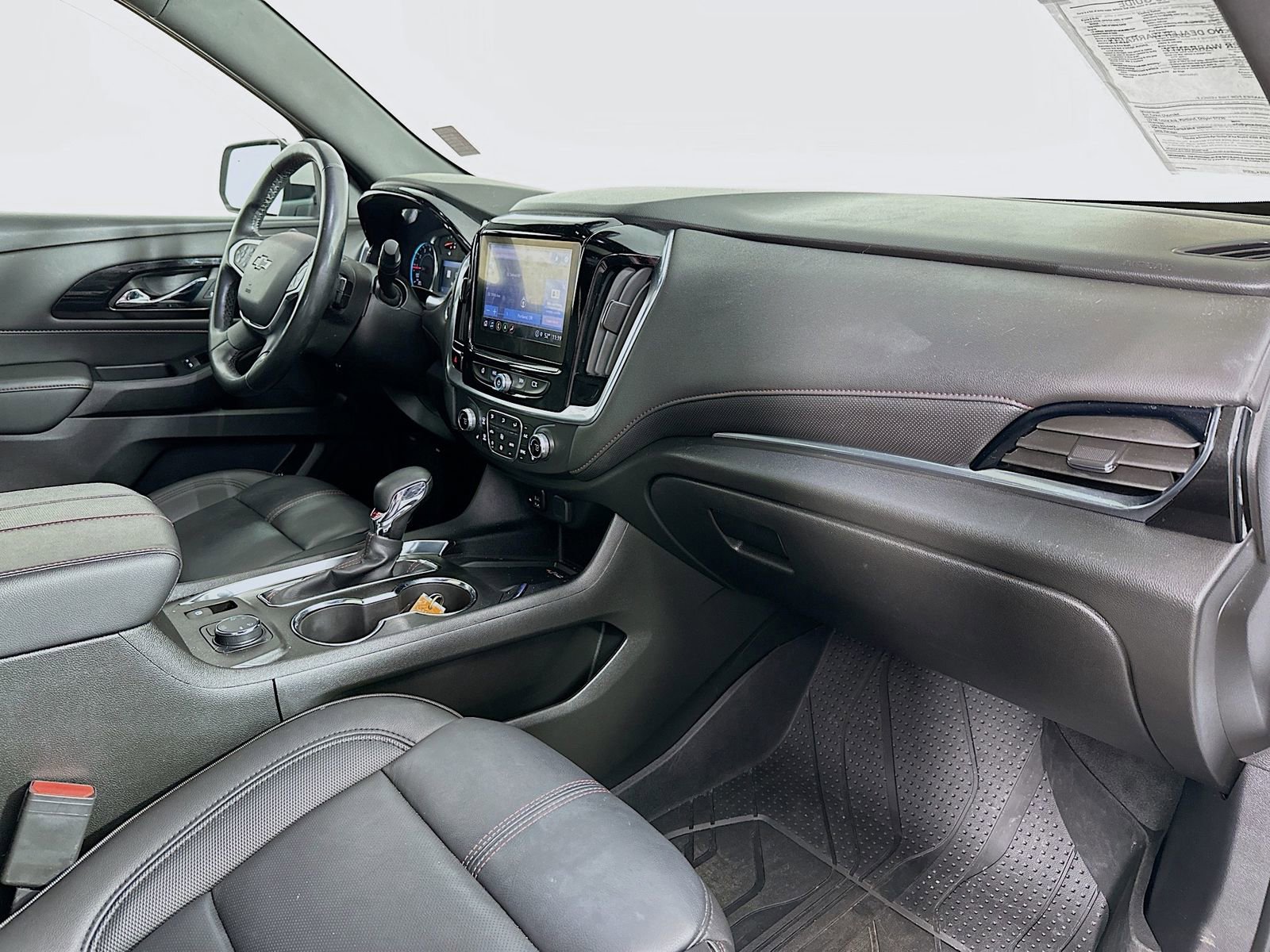 Used 2023 Chevrolet Traverse RS w/ LPO, Floor Liner Package image 33