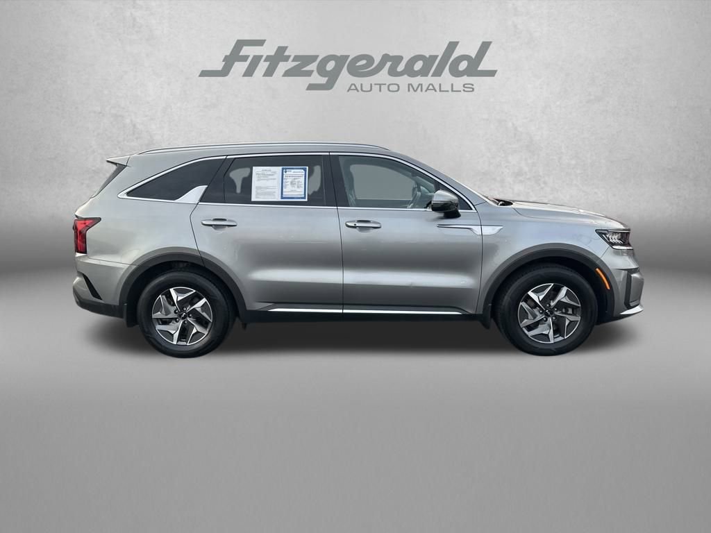 Used 2022 Kia Sorento S image 8