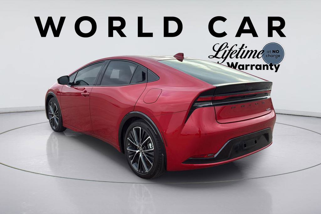 Used 2024 Toyota Prius XLE image 17