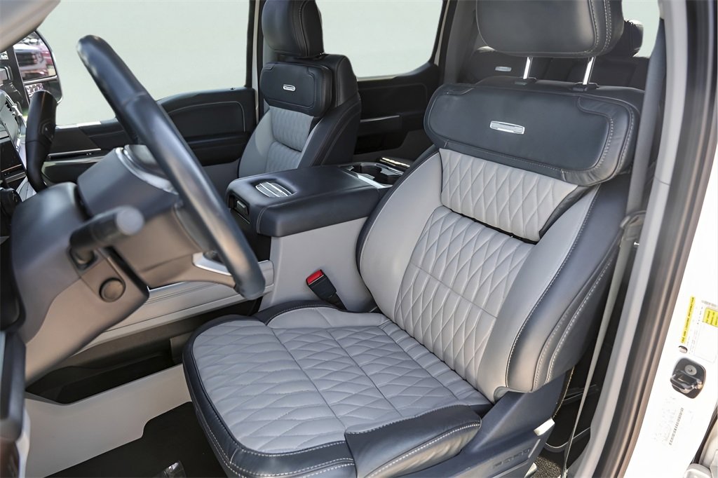 Used 2024 Ford F450 Limited w/ FX4 Off-Road Package image 10