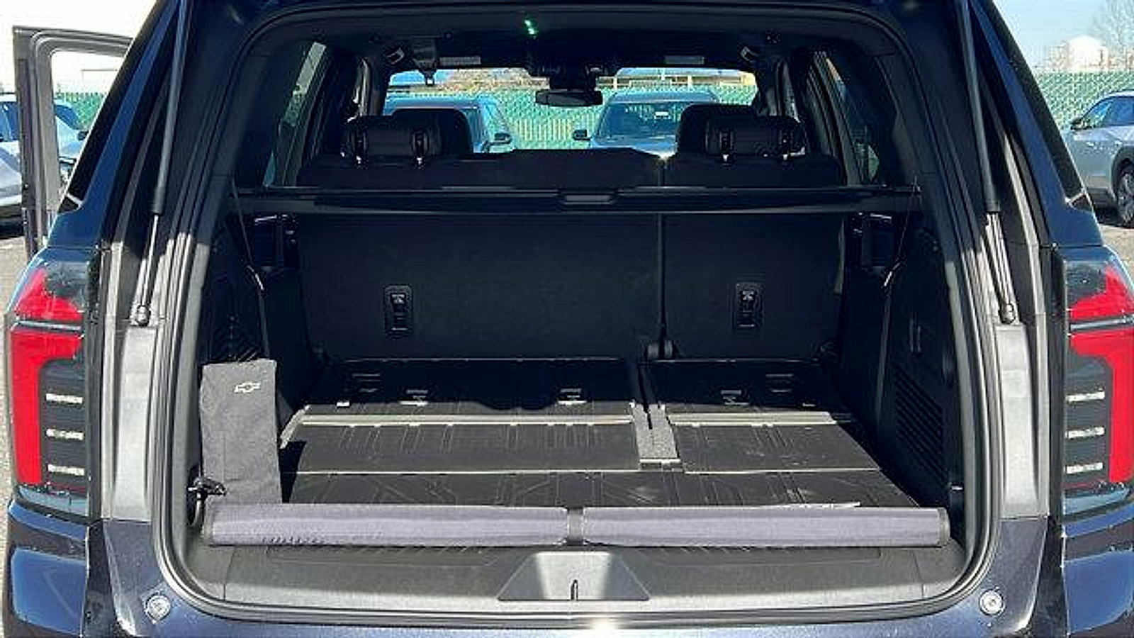 New 2026 Chevrolet Tahoe LS w/ LPO, Get Active Package image 12