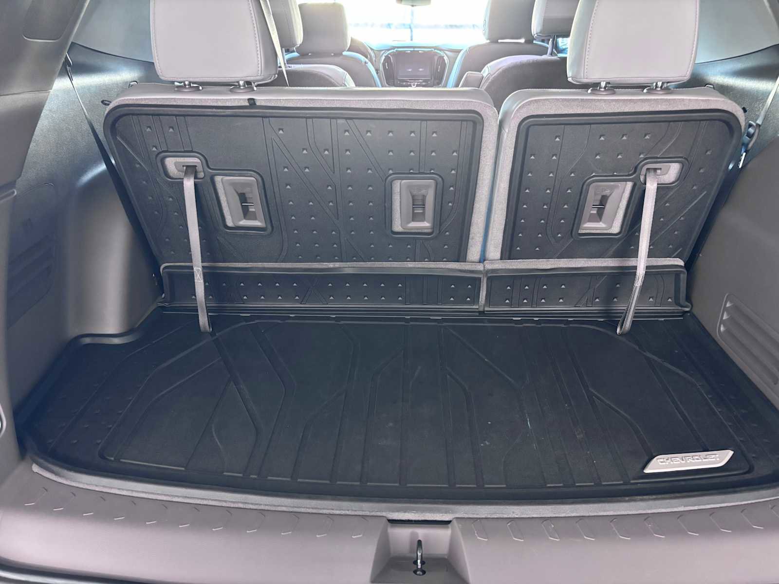 Used 2020 Chevrolet Traverse Premier w/ LPO, Floor Liner Package FWD image 10