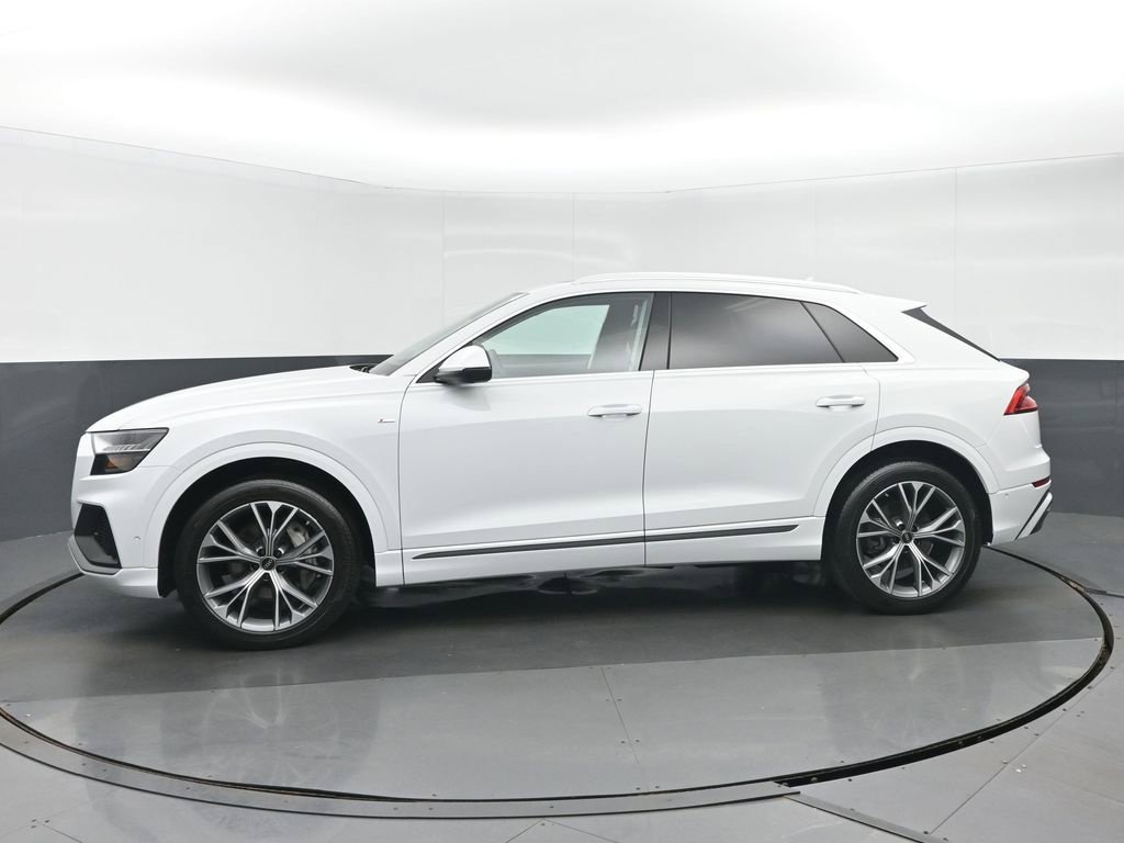 Used 2023 Audi Q8 Prestige w/ Prestige Package AWD/4WD image 6
