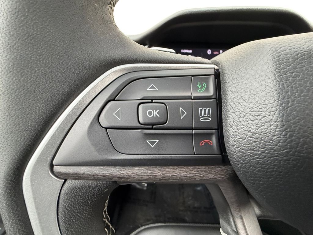 Used 2023 Jeep Grand Cherokee 4WD 4xe w/ Luxury Tech Group II image 22