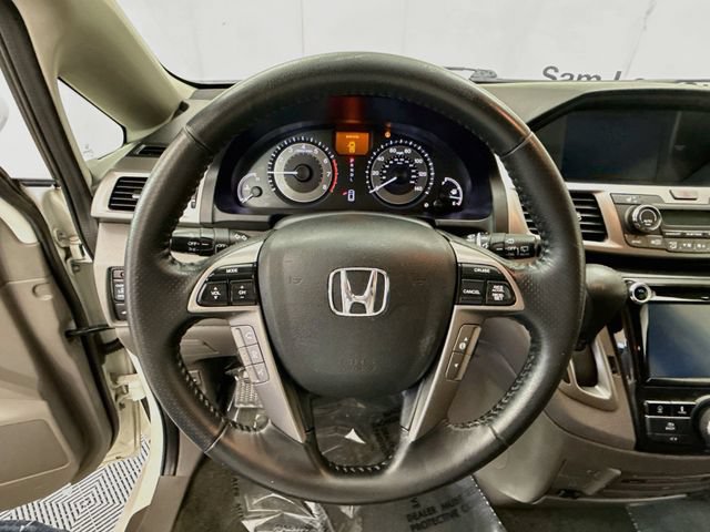 Used 2016 Honda Odyssey Touring Elite image 11