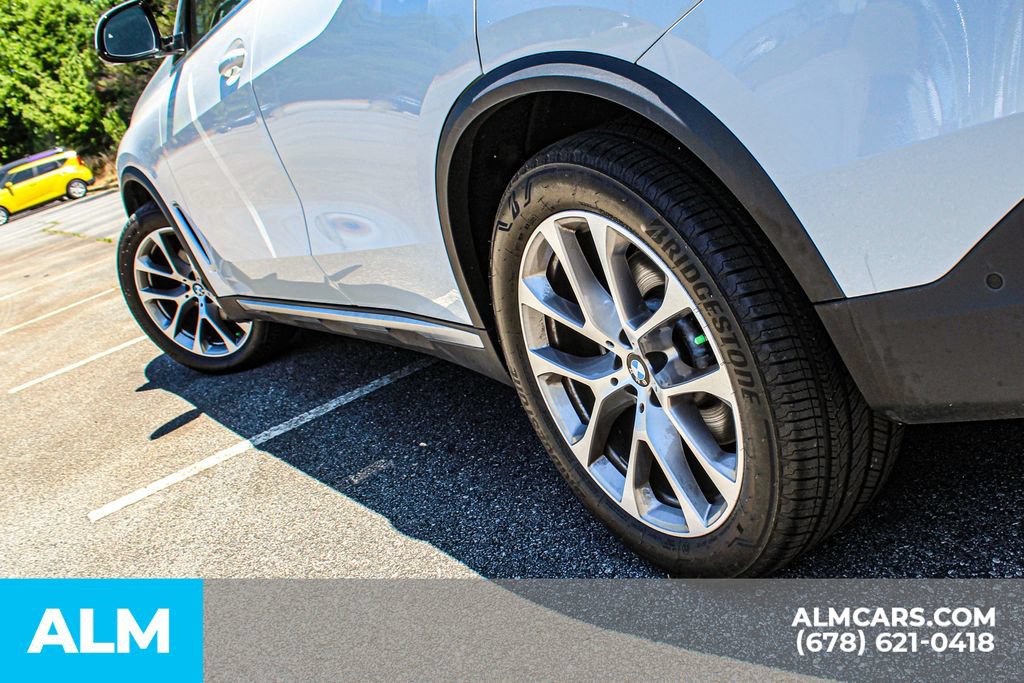 Used 2022 BMW X5 sDrive40i w/ Parking Assistance Package RWD image 14
