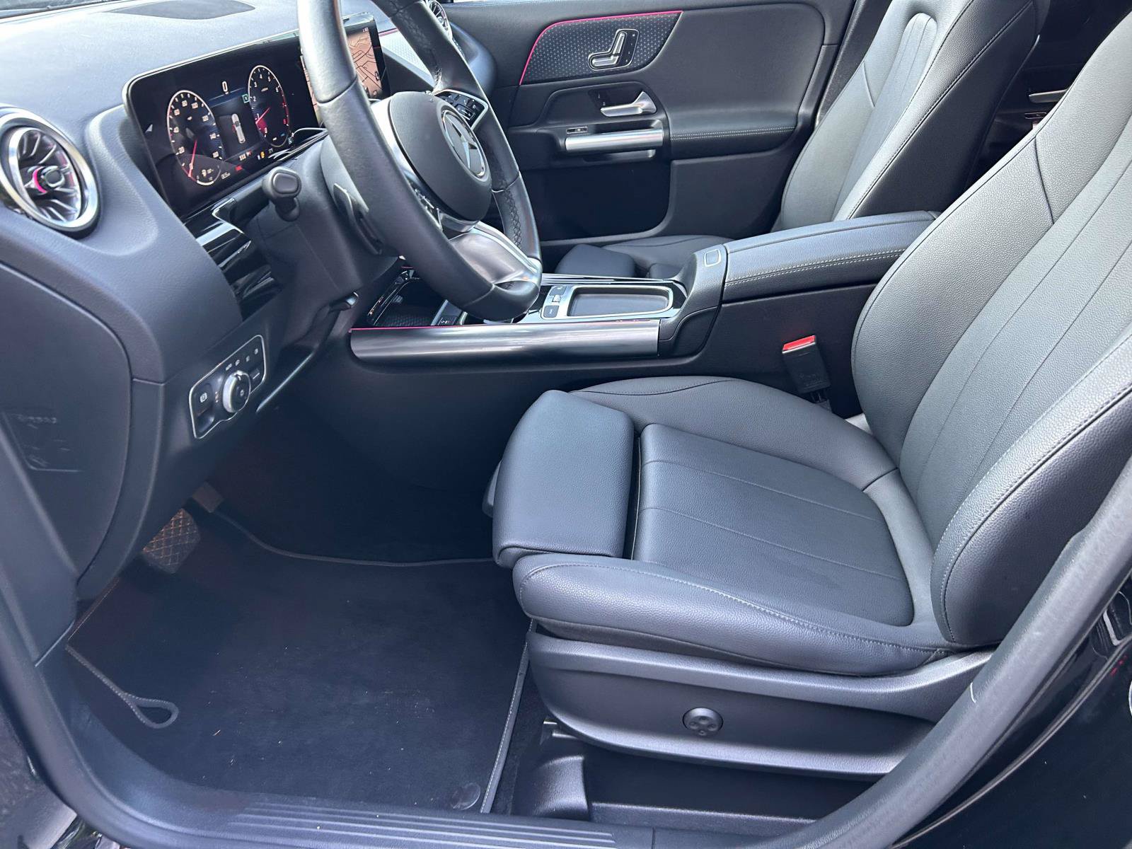 Certified 2025 Mercedes-Benz GLA 250 image 20