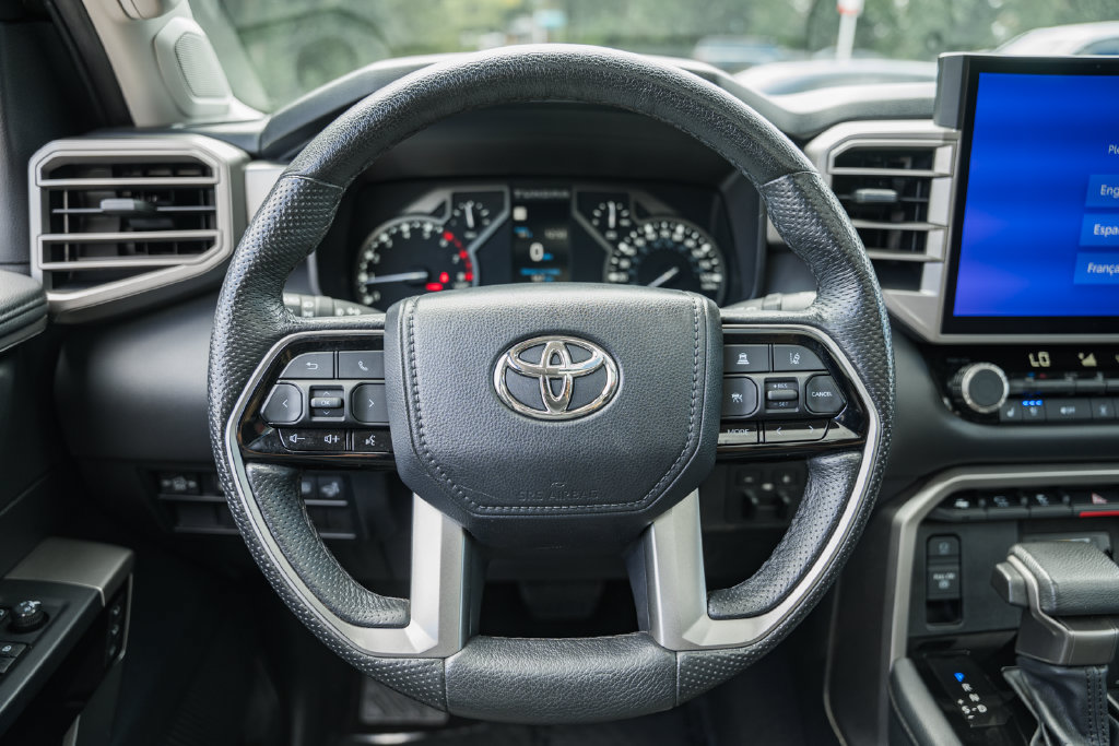 Used 2023 Toyota Tundra Limited AWD/4WD image 27