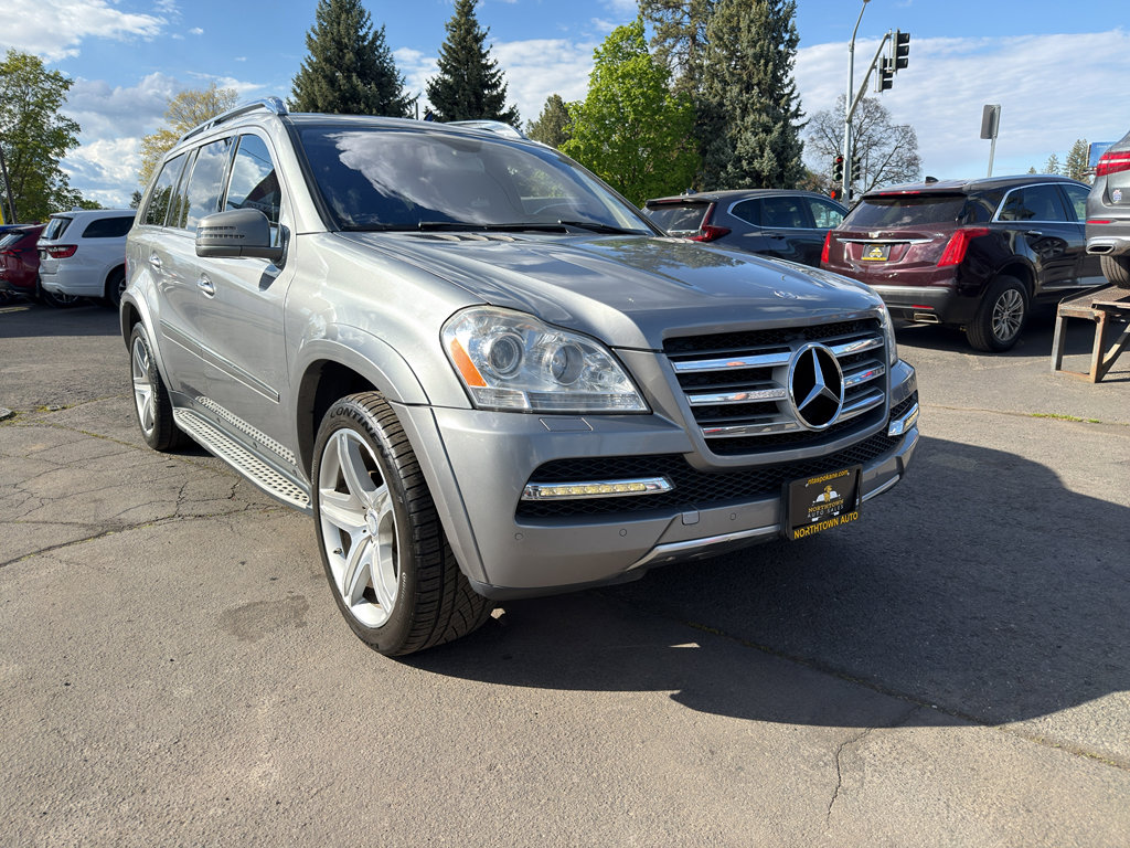 Used 2012 Mercedes-Benz GL 550 4MATIC image 11