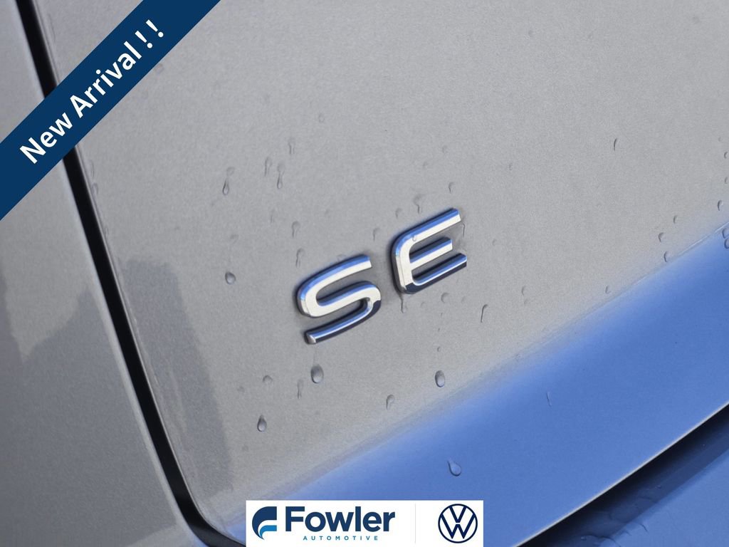 Used 2022 Volkswagen Atlas Cross Sport SE image 13