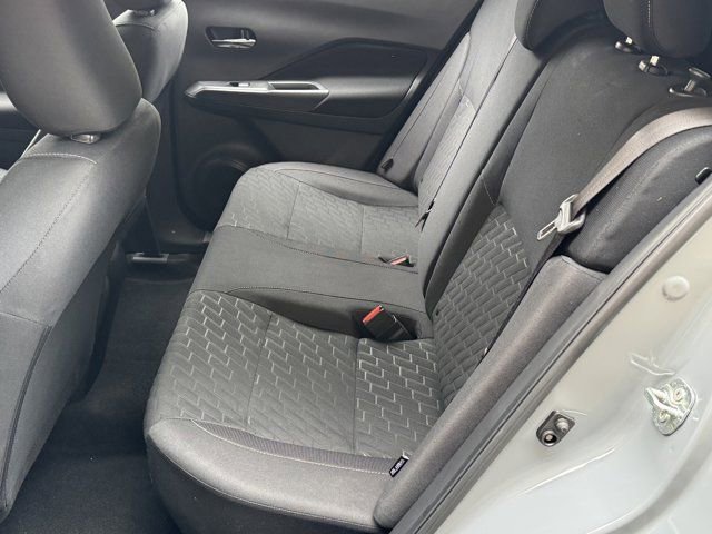 Used 2024 Nissan Kicks SV FWD image 16