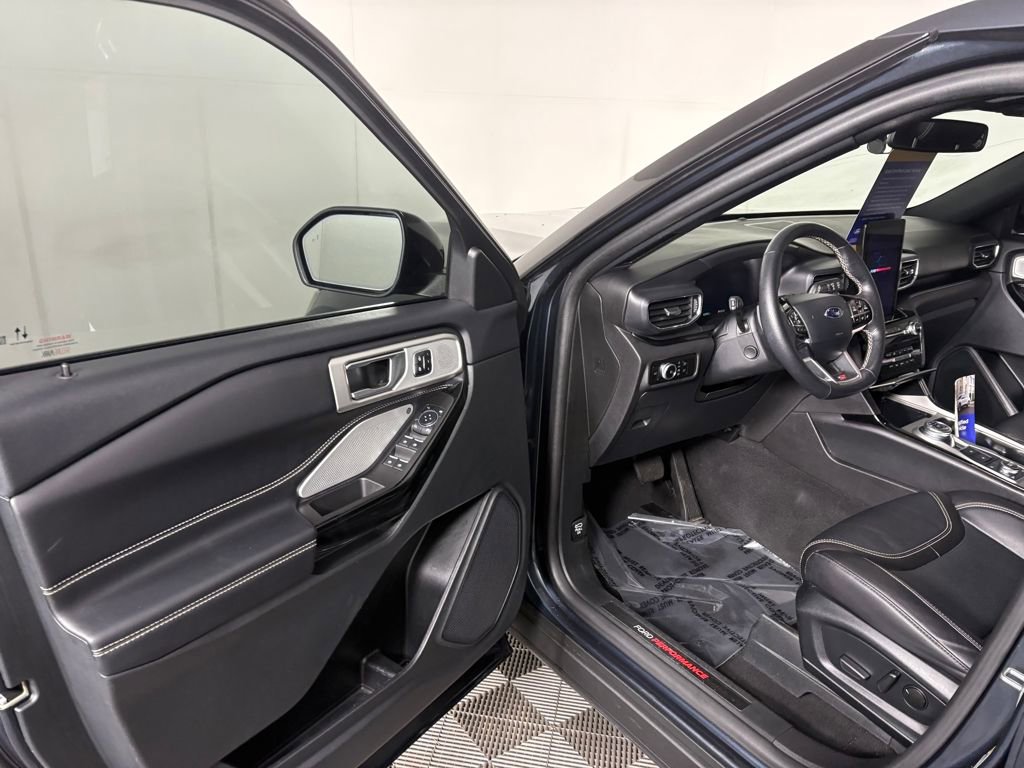 Certified 2023 Ford Explorer ST w/ Equipment Group 401A image 12