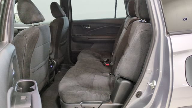 Used 2022 Honda Pilot Sport image 13