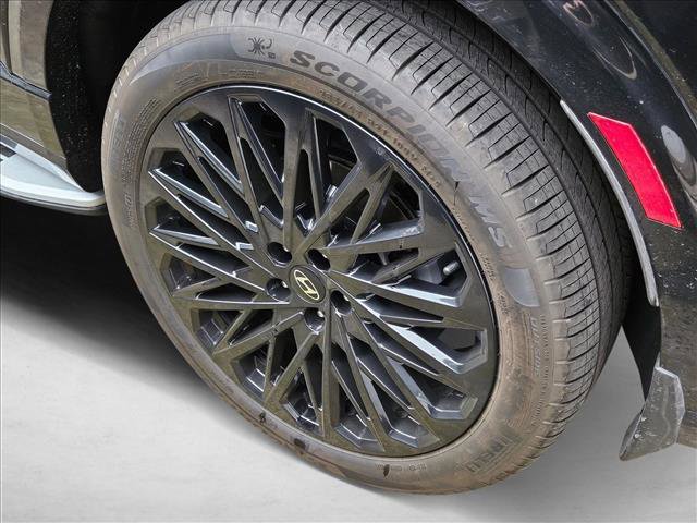 Used 2026 Hyundai Palisade Calligraphy image 11