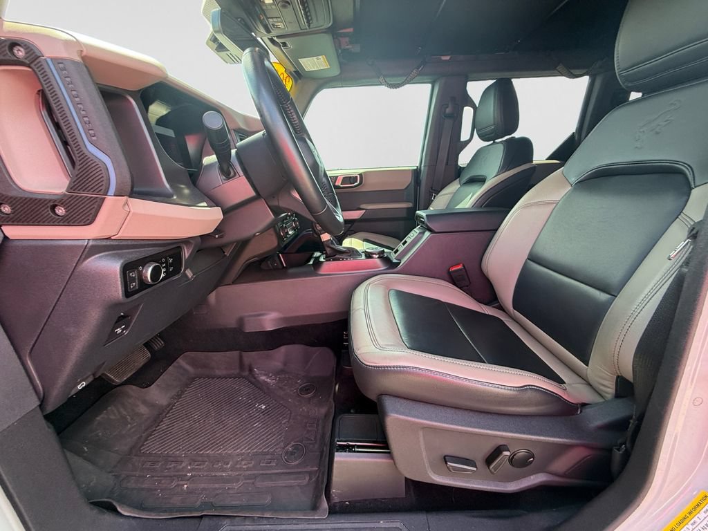 Used 2023 Ford Bronco Wildtrak AWD/4WD image 12
