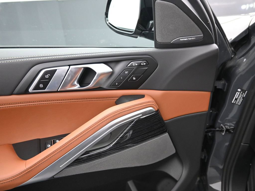 New 2026 BMW X6 xDrive40i AWD/4WD image 14